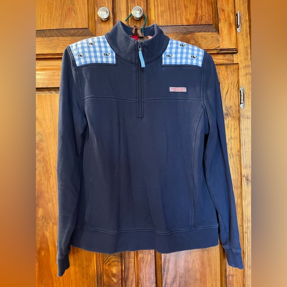Vineyard Vines Navy Blue w/Embroidered Whales Across Gingham Shoulders Medium - Picture 1 of 13
